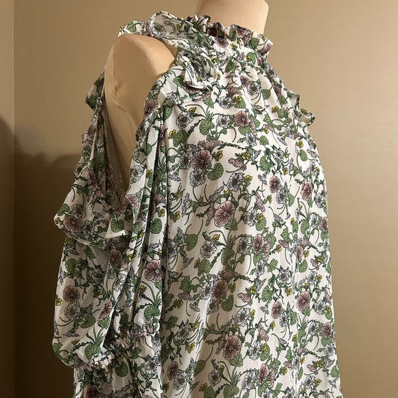 Max Studio Georgette Cold Shoulder Ruffle Top - Picture 6 of 8